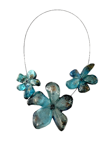 Collier 3 Fleurs bleues pas cher 